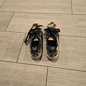 Women's Adidas Marimekko Lace Up Sneakers Size 6